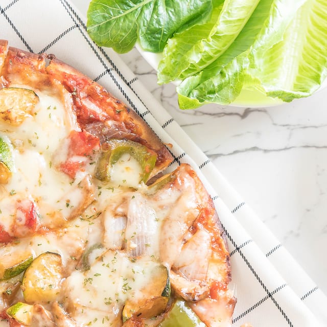 Lunch Combo: Small Pizza and a Side Salad.