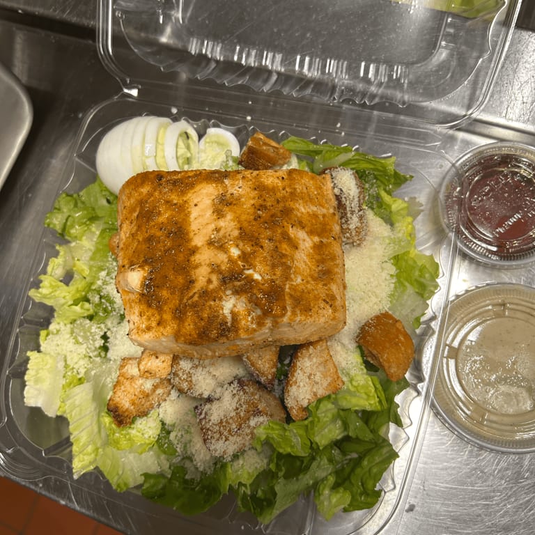 Fresh Caesar Salad: A Crisp Classic